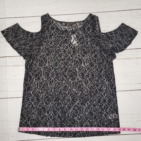 Loft Black Lace Top with Cold Shoulders X-Small - NWT - Picture 6 of 10